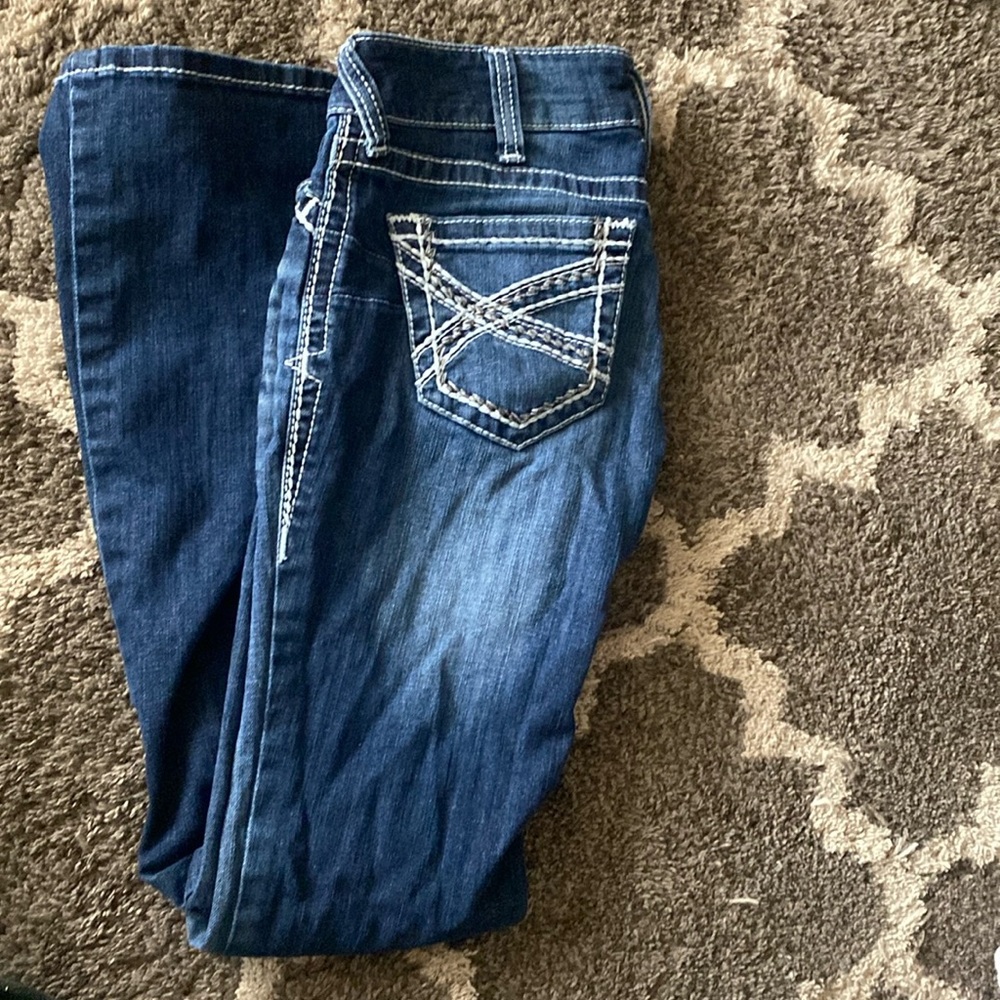 Ariat jeans size 28